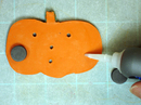 Gluing magnet to pumpkin